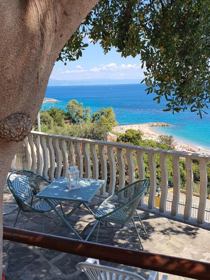 Apartamento Una Finestra Sul Mare Monolocale Bergeggi Exterior foto