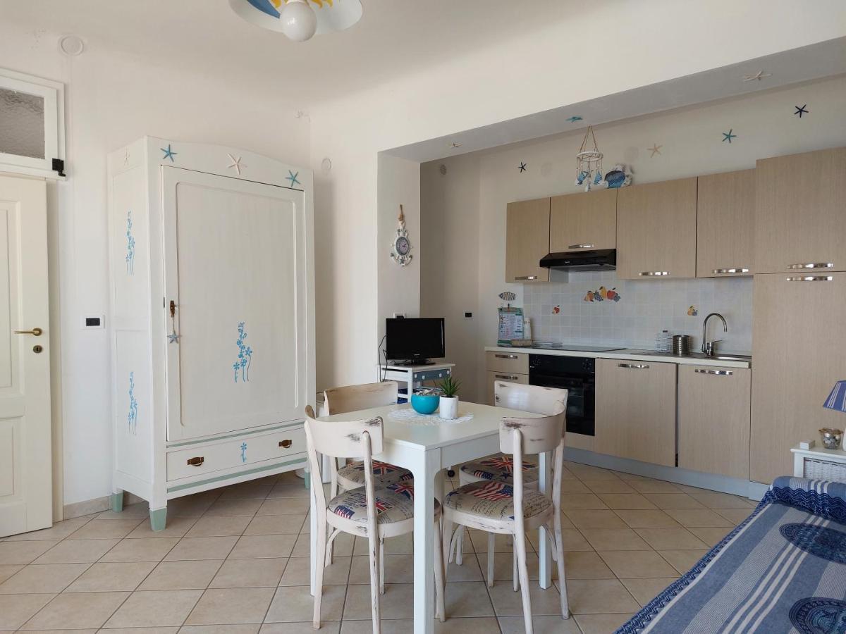 Apartamento Una Finestra Sul Mare Monolocale Bergeggi Exterior foto