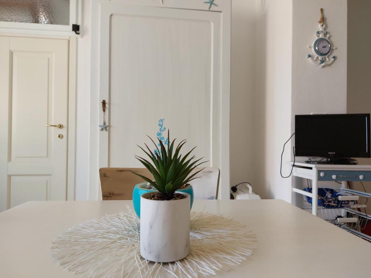 Apartamento Una Finestra Sul Mare Monolocale Bergeggi Exterior foto